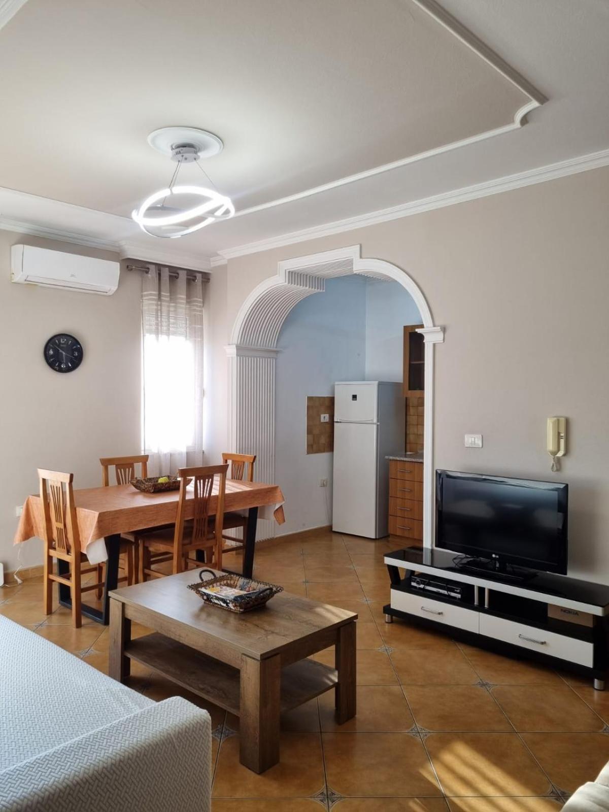 Sandra'S Apartment In Tirana Center Zewnętrze zdjęcie