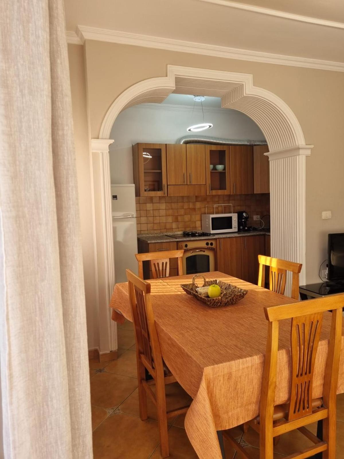 Sandra'S Apartment In Tirana Center Zewnętrze zdjęcie